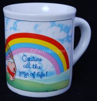 Ziggy CAPTURE ALL THE JOYS OF LIFE! Rainbow Coffee Mug Vintage 1983